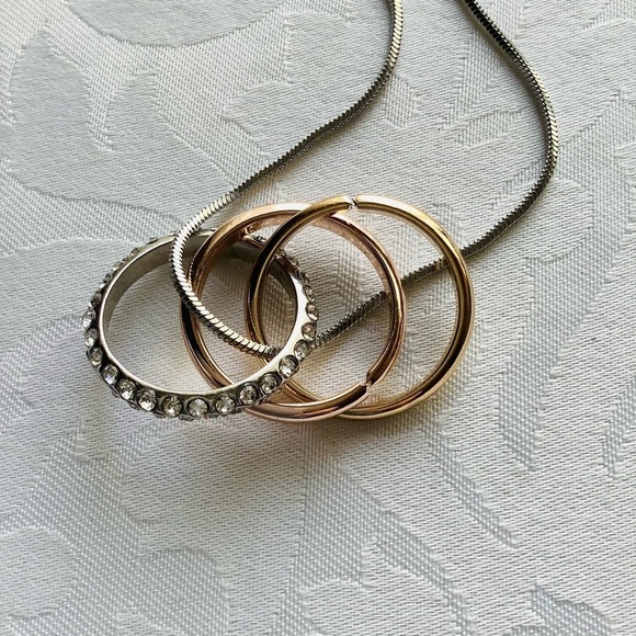 Trinity Necklace, Interlocking Trimetal Rings Rose Gold, Gold & Silver Zirconia - Picture 2 of 12